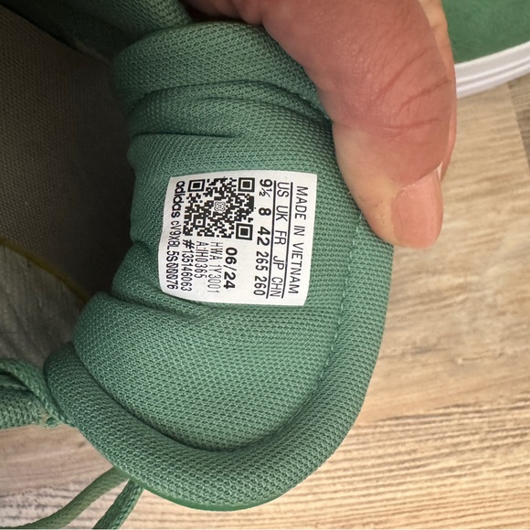 Adidas Green and Pink Skate Sneakers - Picture 6 of 6